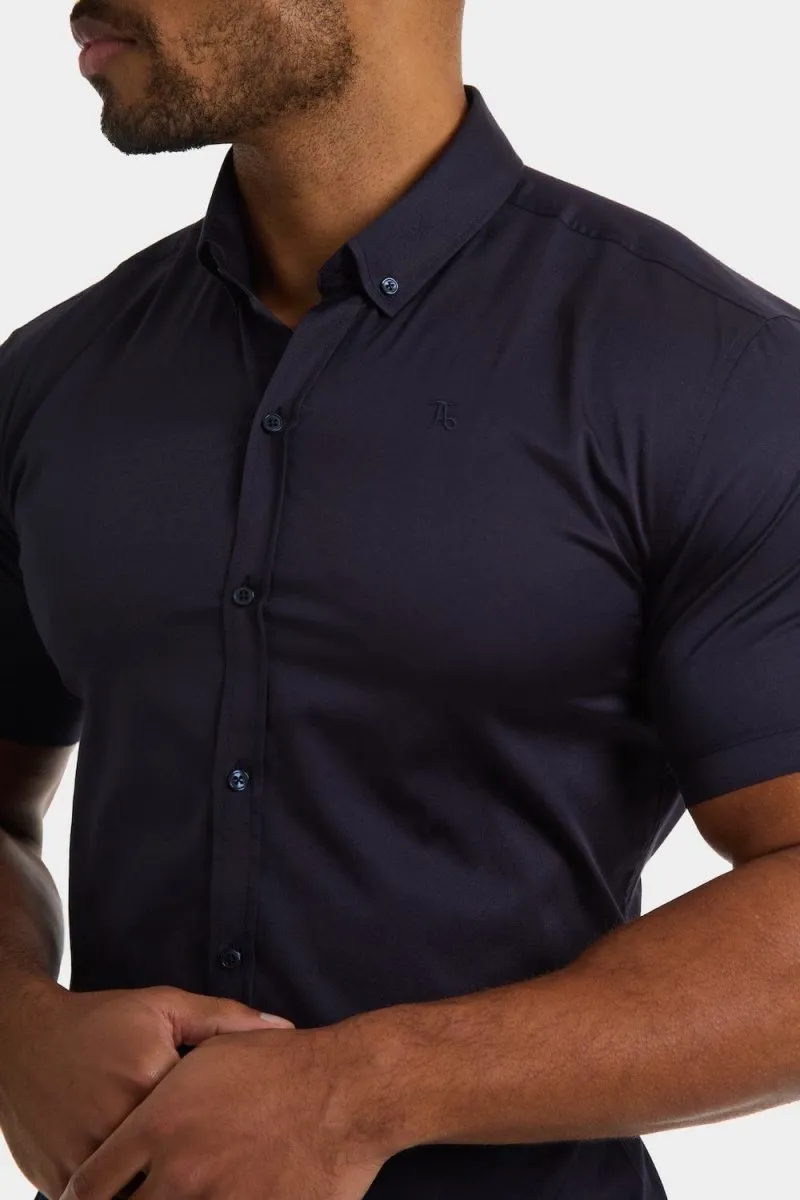 Athletic Fit Short Sleeve Signature Shirt in Navy