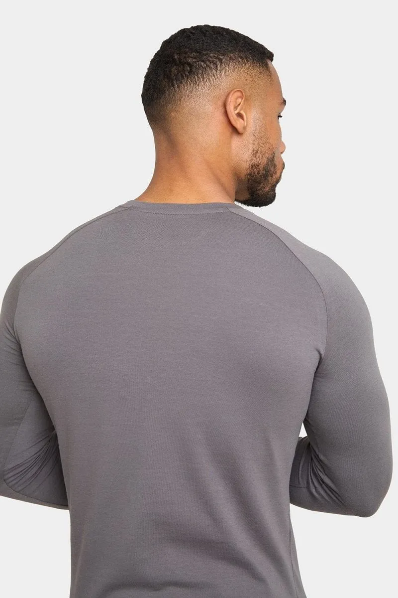 Athletic Fit T-Shirt in Mole