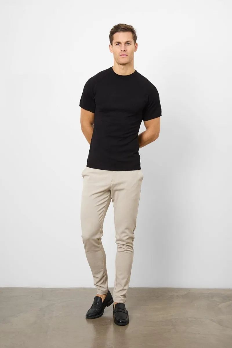 Fine Gauge Knitted T-Shirt in Black