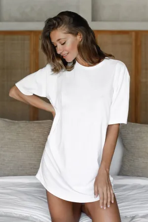 "Never Look Back" Bed Tee