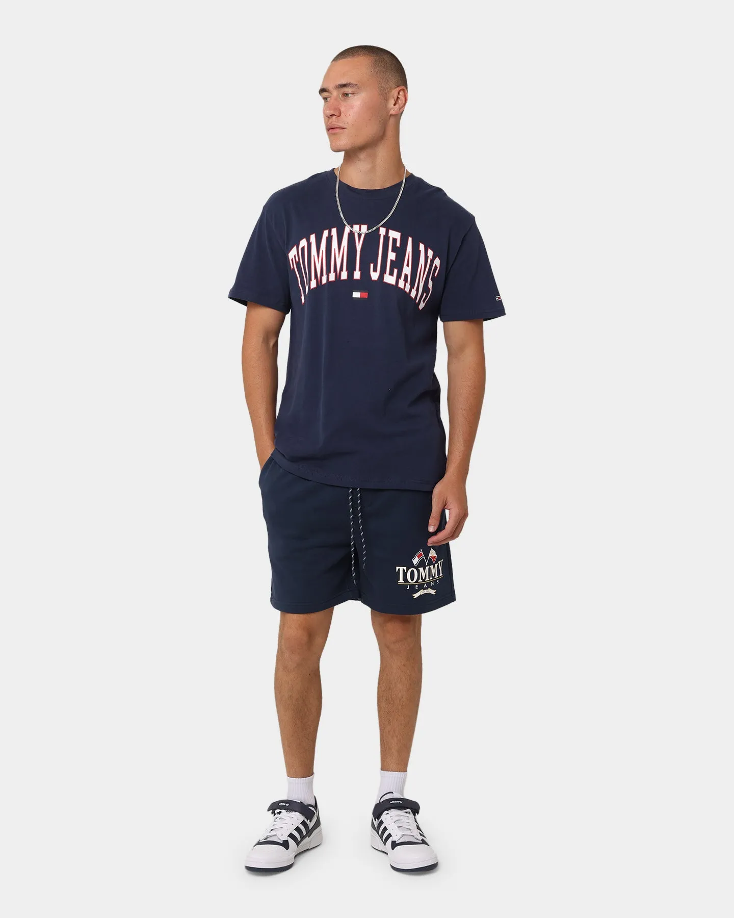 Tommy Jeans TJM Classic Collegiate T-Shirt Twilight Navy