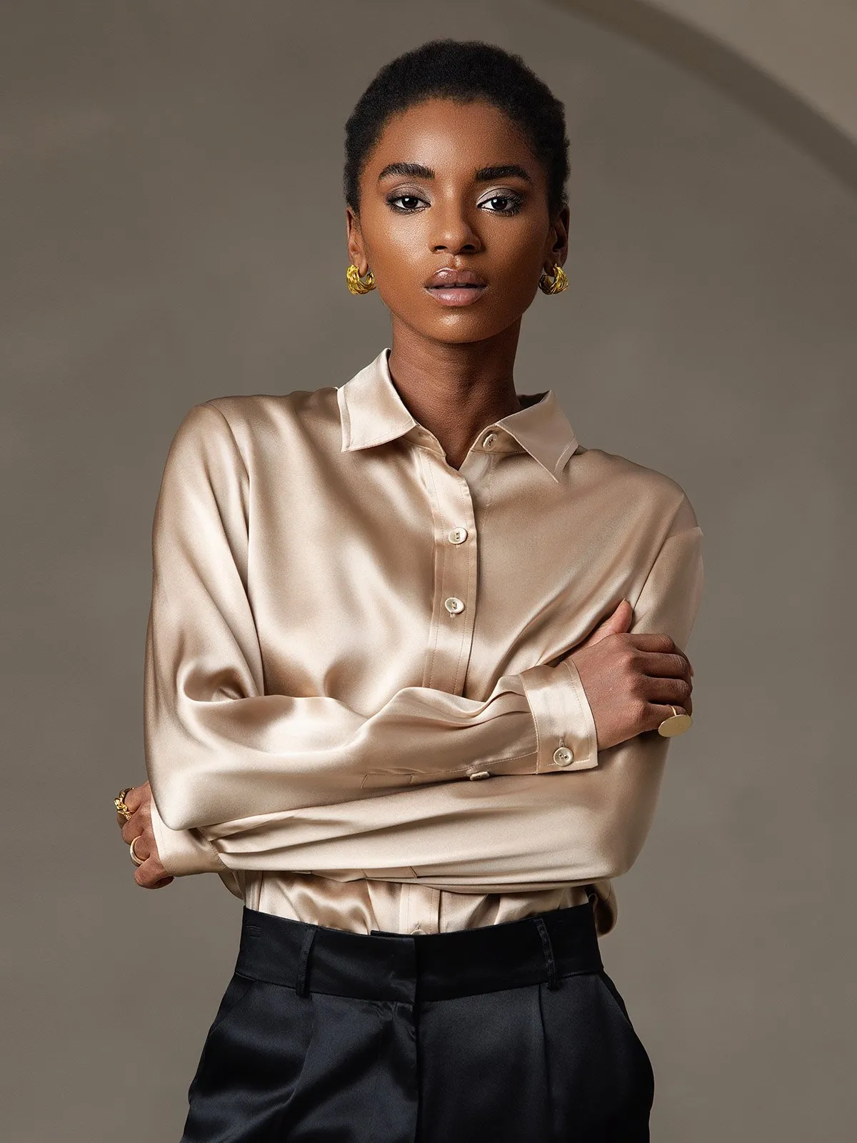 Women's 19 Momme Mulberry Silk Elegant Long-Sleeve Shirt