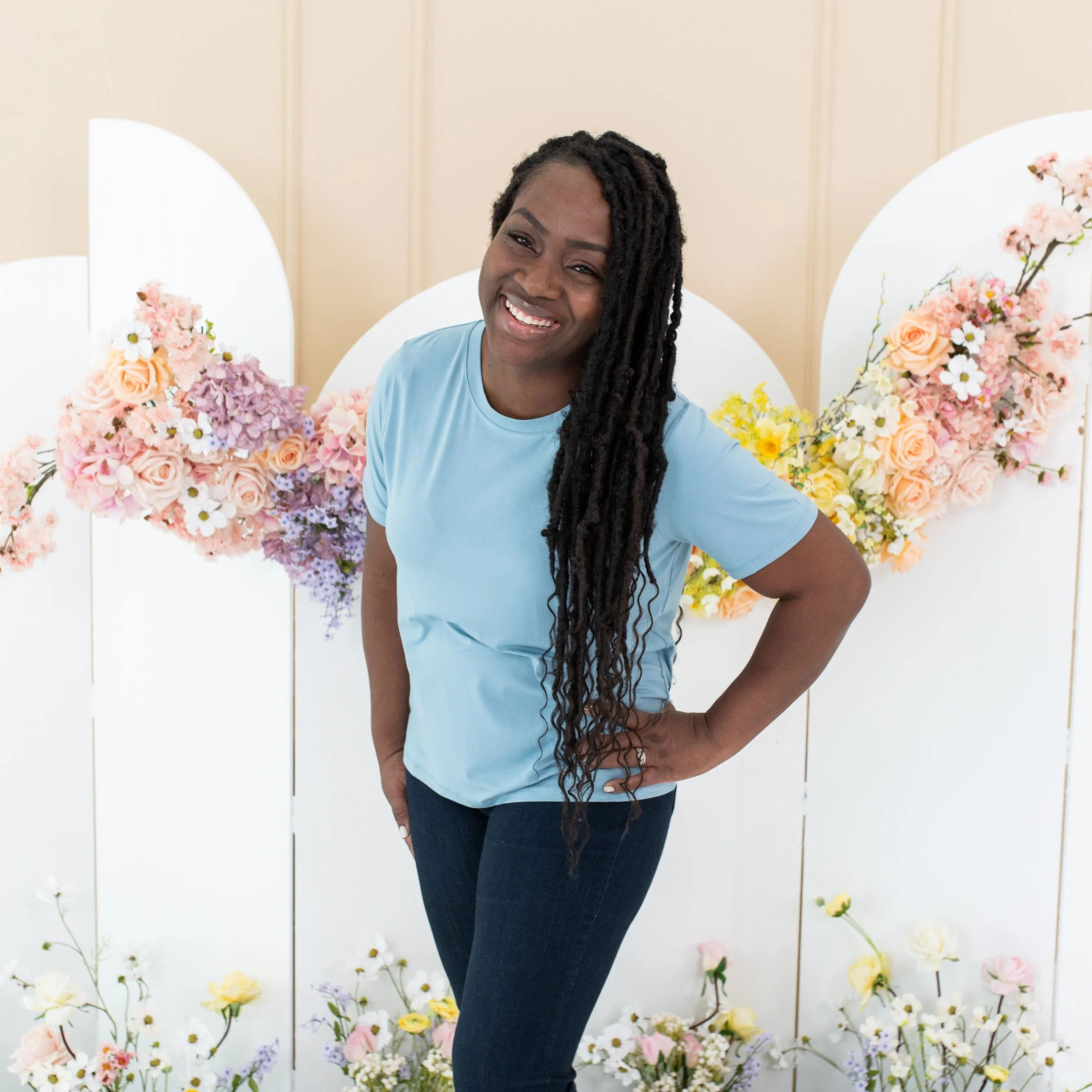 Women's Crew Neck Tee in Dusty Blue